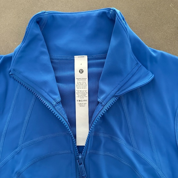 Lululemon Define Jacket in Blue - Picture 4 of 10